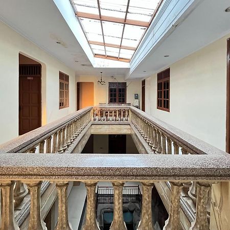 Reddoorz At Hotel Madani Syariah Lempuyangan Yogyakarta Ngoại thất bức ảnh